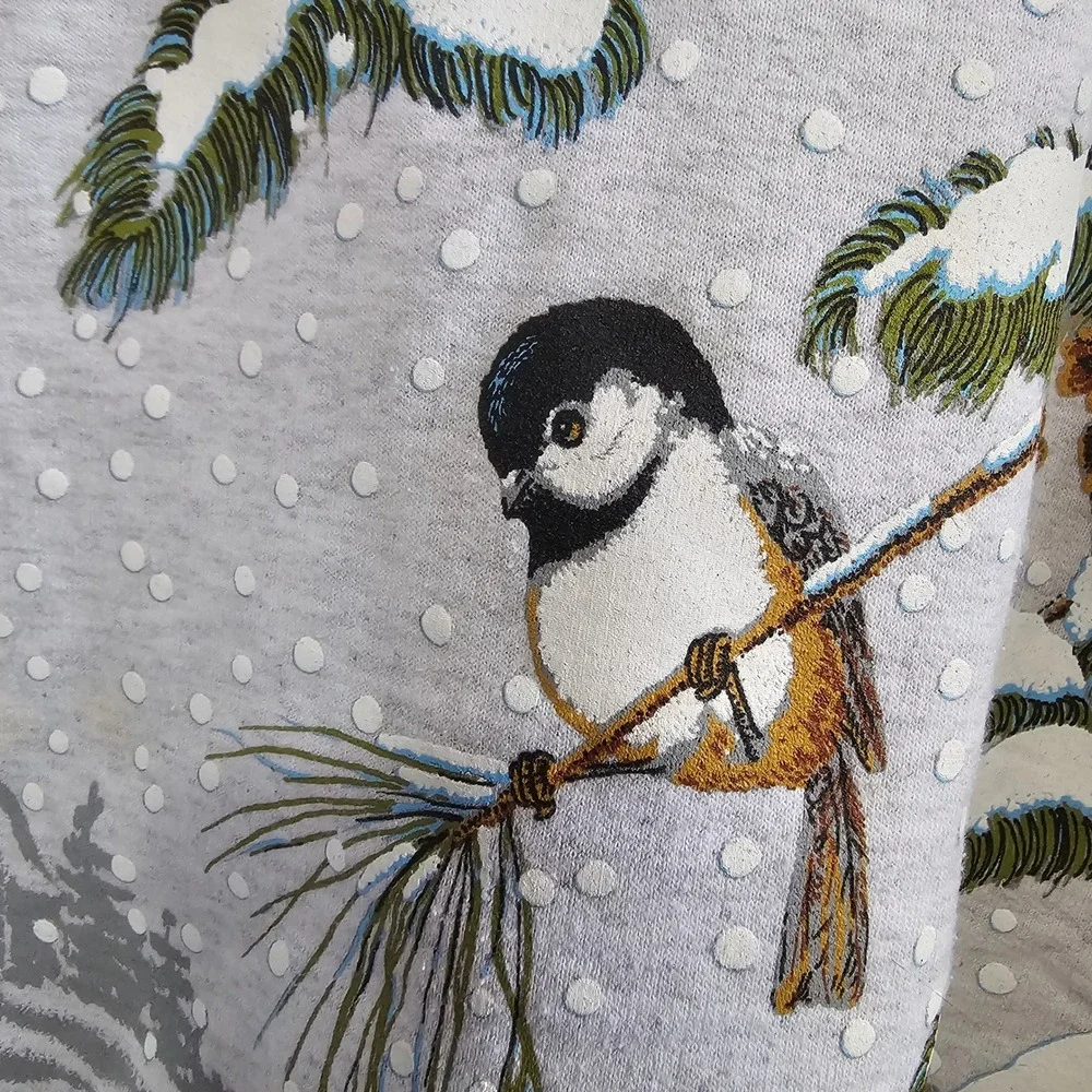 Vintage NutCracker Chickadee Bird Winter Scene Sweatshirt Gray Large Made in USA - Picture 3 of 4